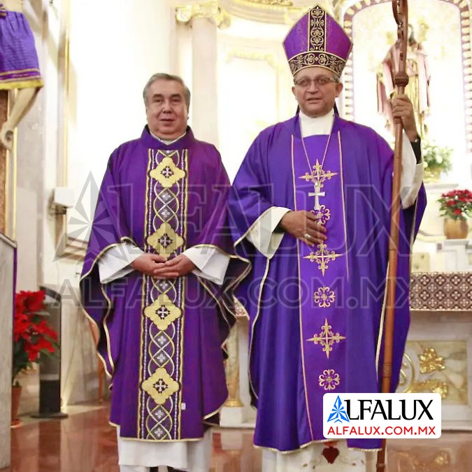 02 ROYAL cliente Alfalux Casulla Morado